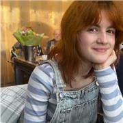 Nachhilfelehrerin für Unter- und Mittelstufe